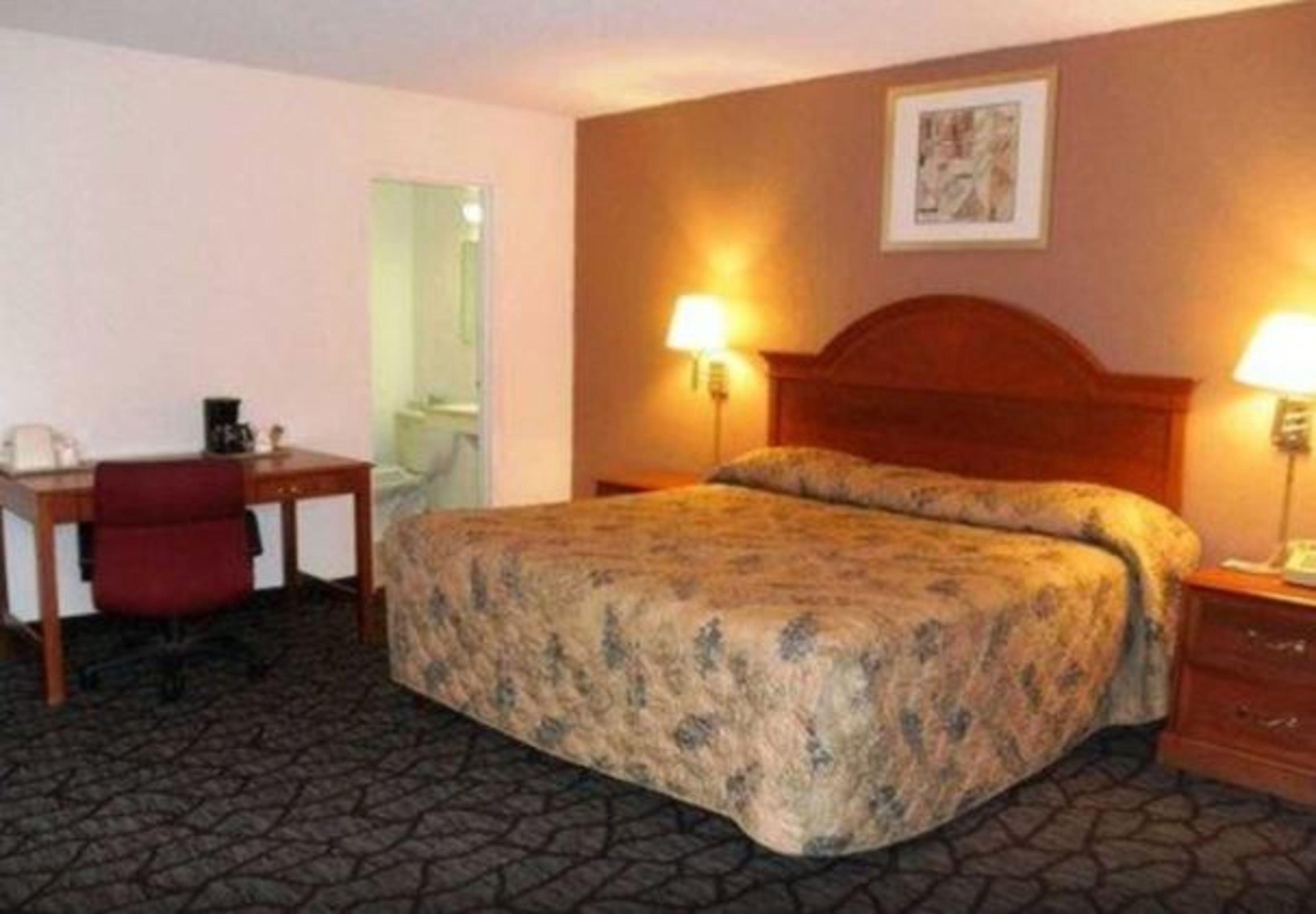 Rodeway Inn Youngstown Exterior foto