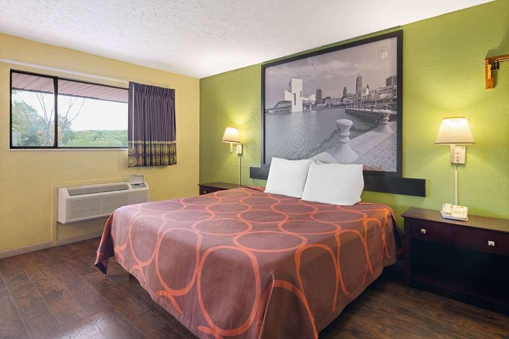 Rodeway Inn Youngstown Zimmer foto